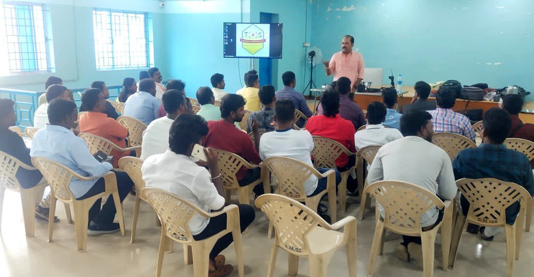 Training Session held at Kalgumalai